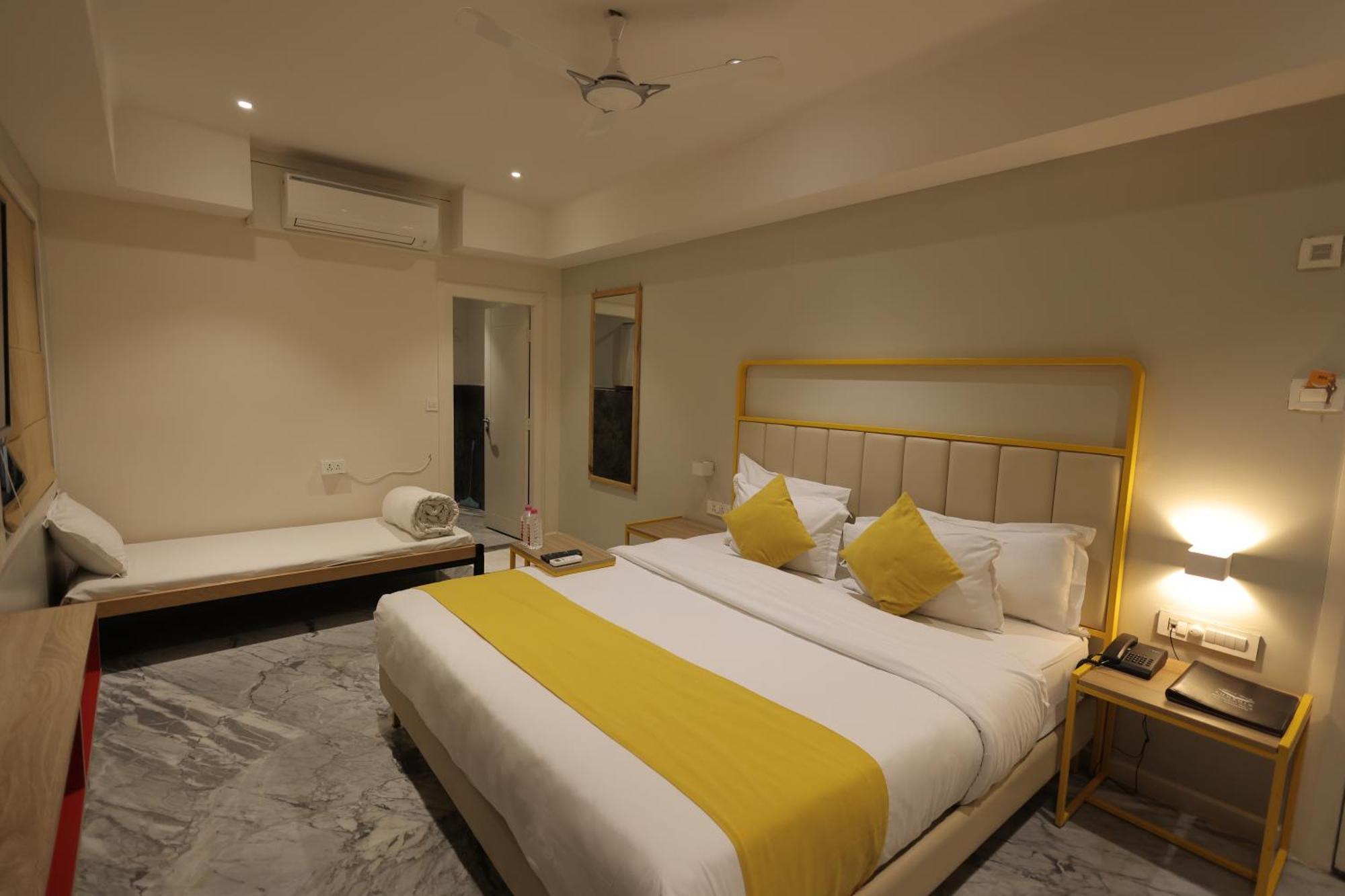Phoenix - Unmatched Comfort Udajpur Exteriér fotografie